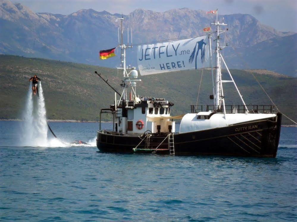 Готель Boat Ms Cutty Jean Сліма Екстер'єр фото